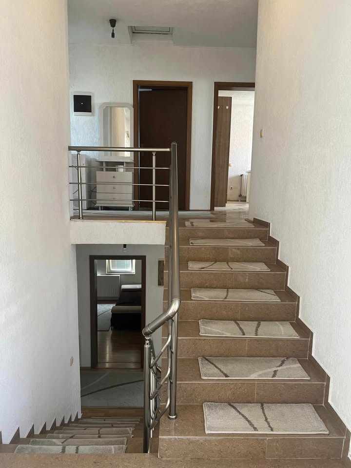 644230233 3520210321450360 264398566597676096 n