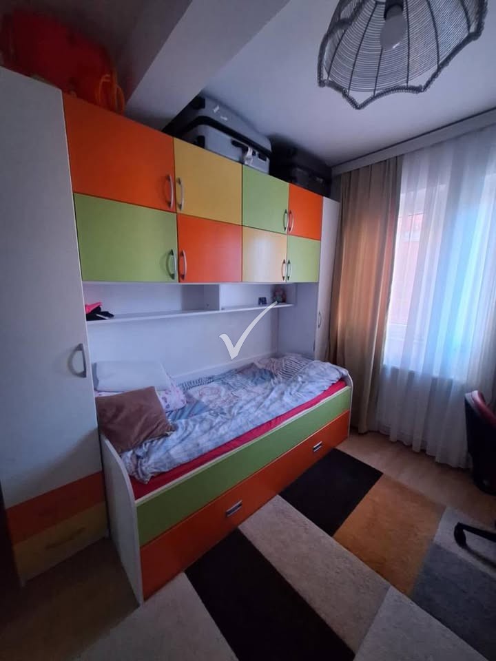 471599884 8837558386292296 839654122932252705 N