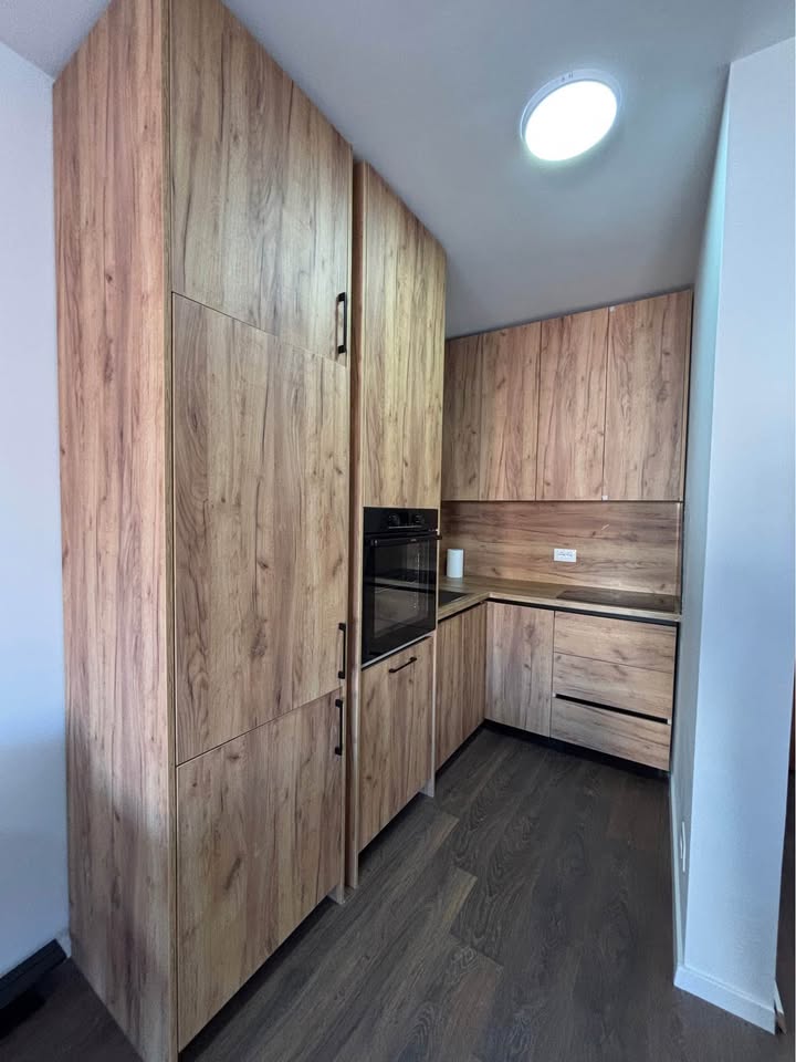 476821225 9304444792973775 4689821860239247651 N