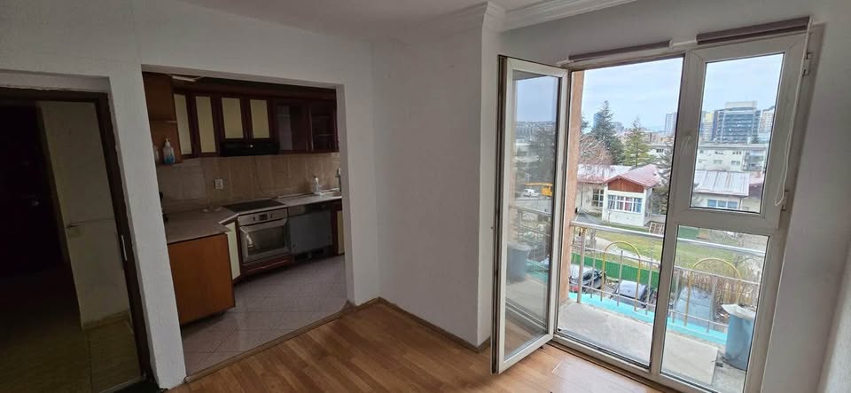 482017271 649381301325189 3144946081895980599 N