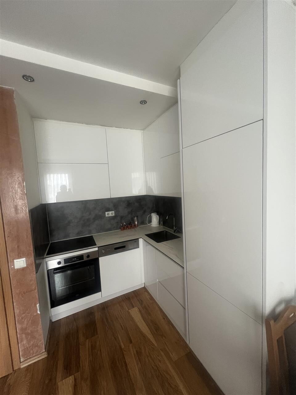 Banes Me Qera Lagje Muhagjerve (1)