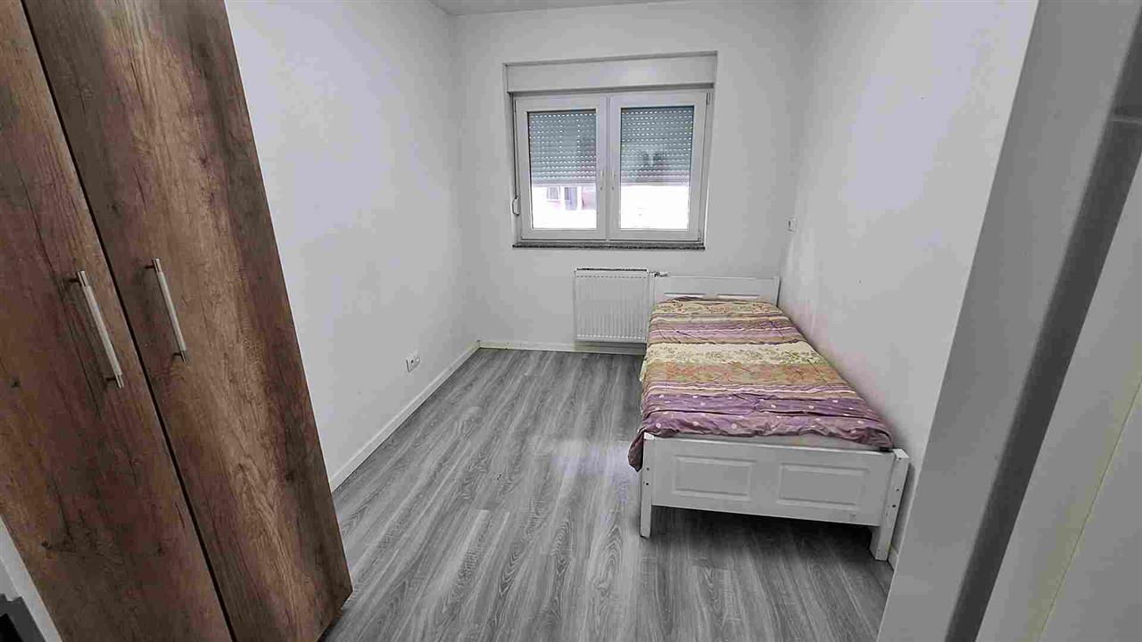 Banesa Me Qera Me Garazhe Ne Fushe Kosove (5)