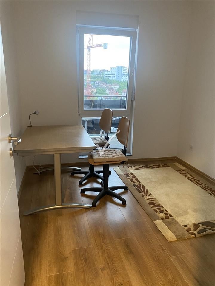 Banesa Me Qira 450 Euro 98 5m2 6