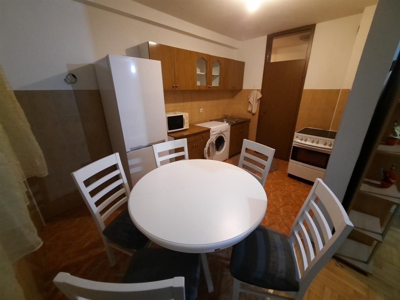 Banesa Me Qira Ne Fushe Kosove Lagjia Apollonia (3)