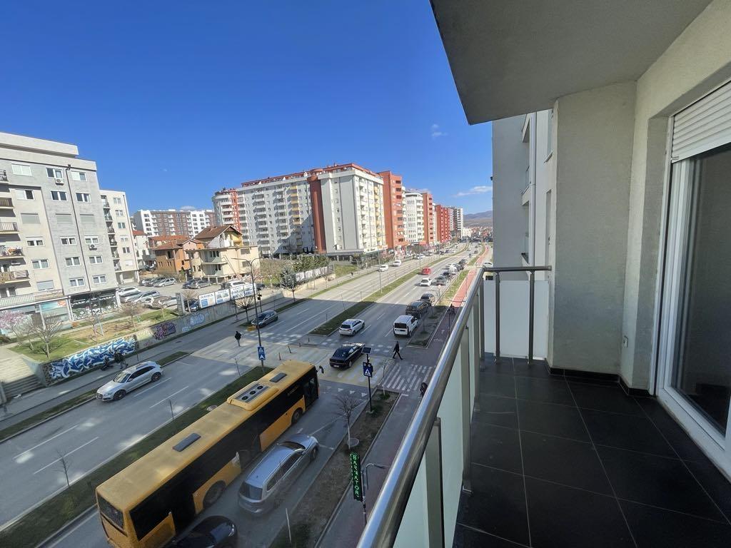 Banese Me Qera Rruga C (2)