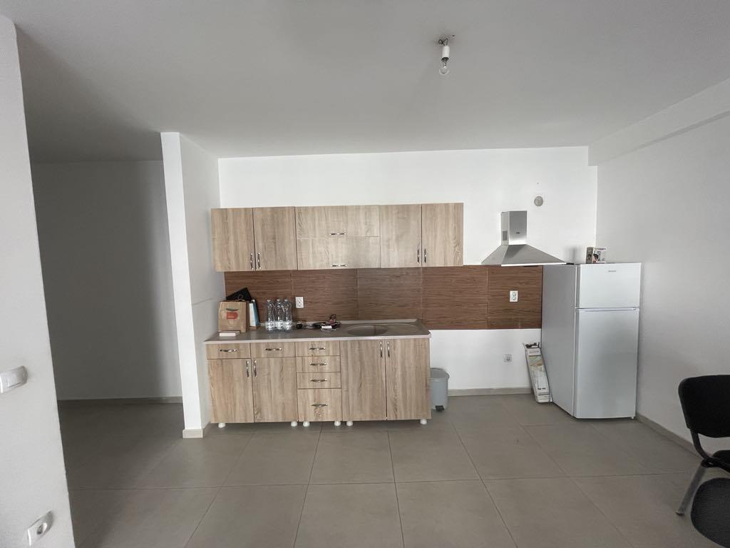 Banese Me Qera Rruga C (3)