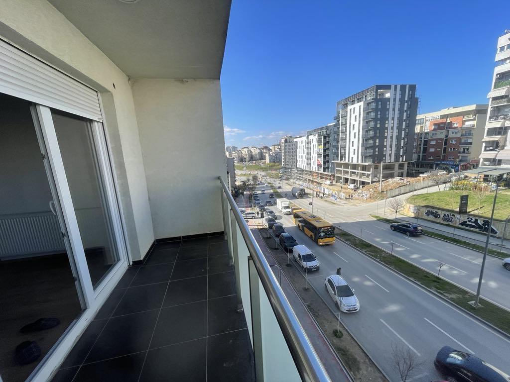 Banese Me Qera Rruga C (5)