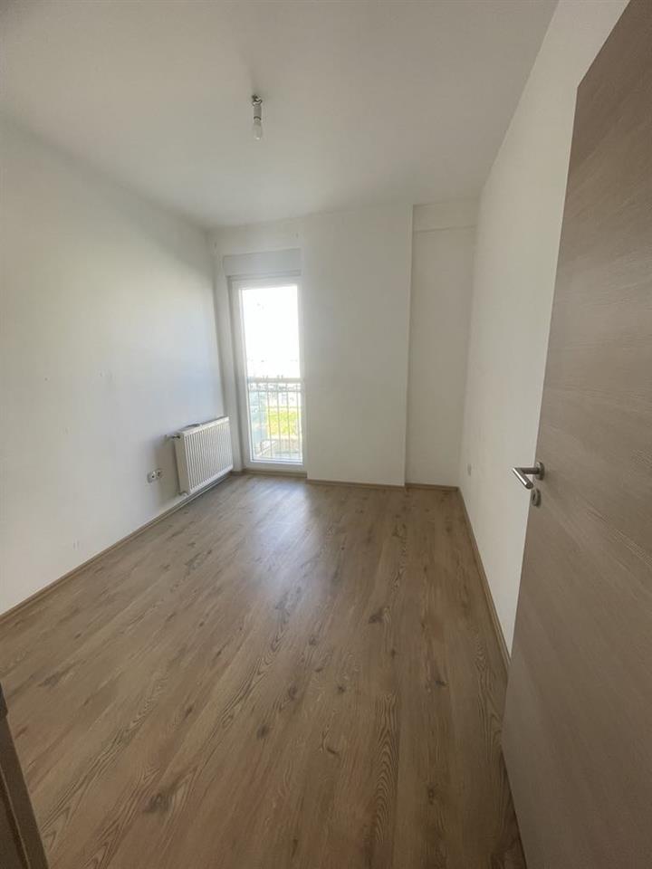 Banese Me Qera Rruga C (7)