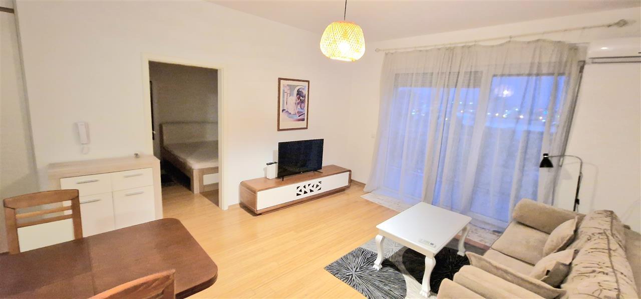 Ipet me qira banesa ne arberi perballe abasades us (4)