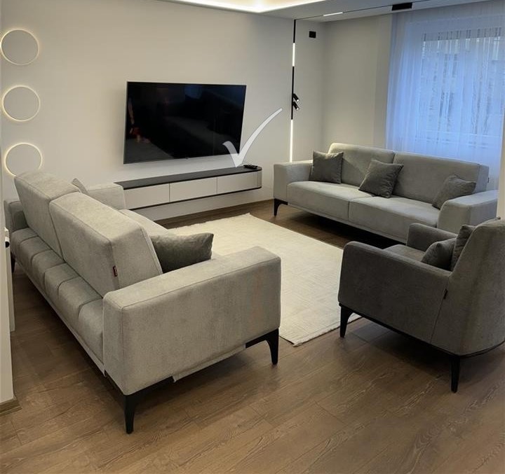 Jepet Banesa Me Qera 1 2