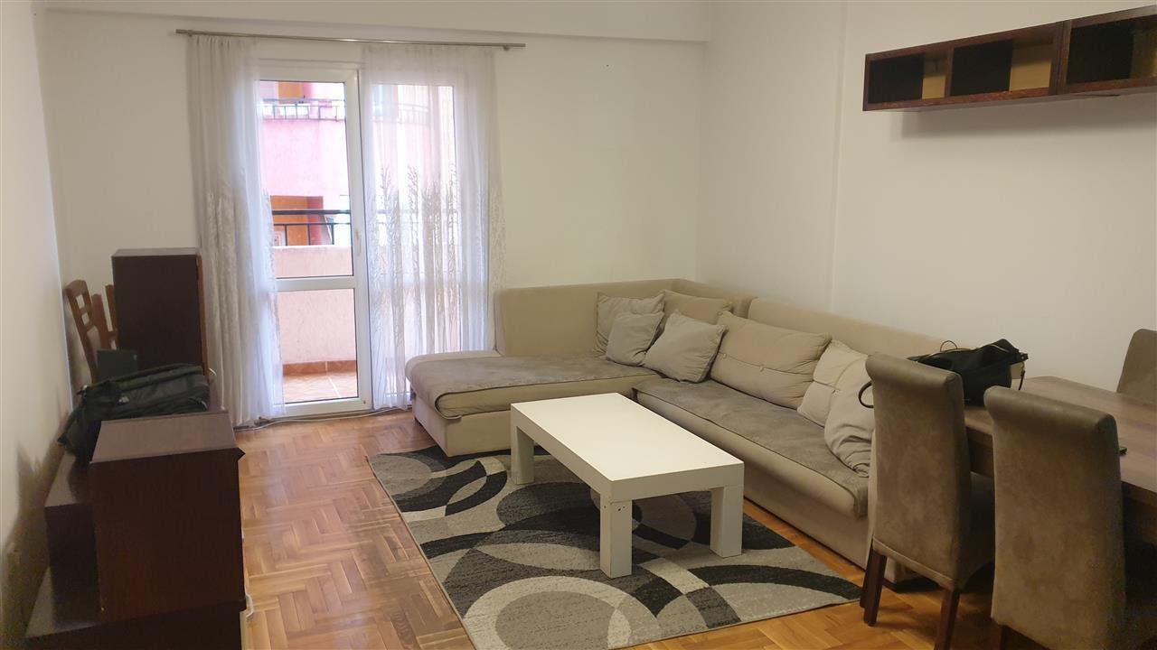 Leshohet Banesa 85m Me Qera Ali Vitia Kulla 4