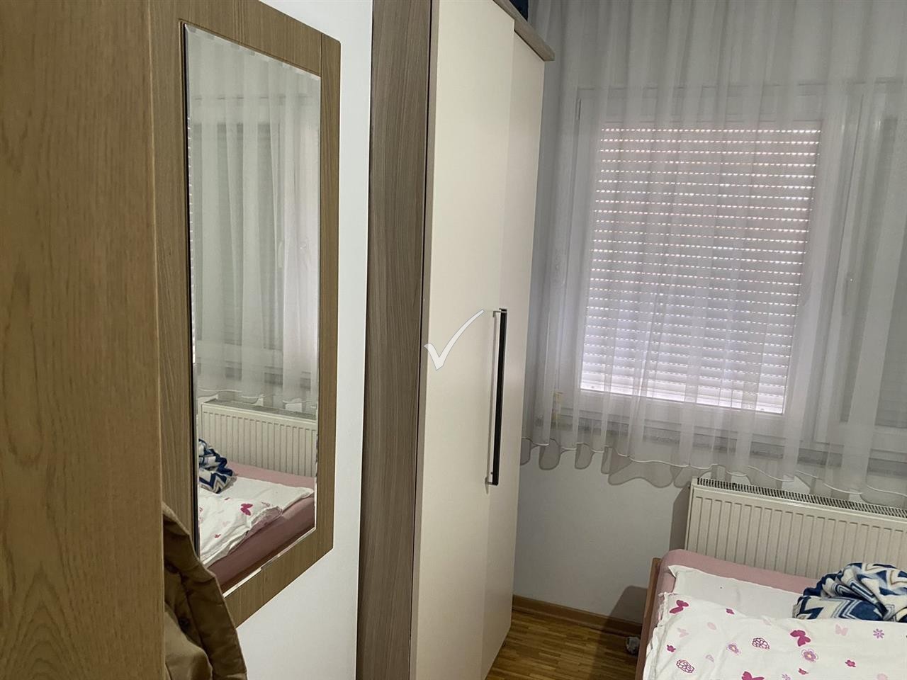 Leshohet Banesa Me Qera Ne Emshir 2