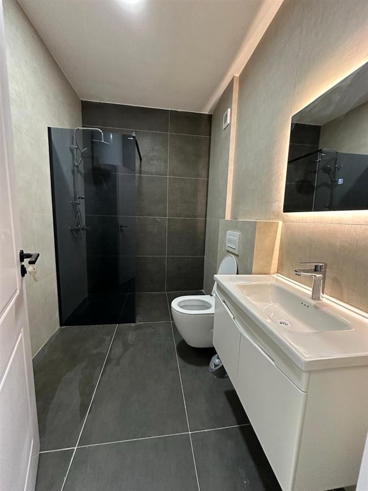 Leshohet Banesa Me Qira (3)