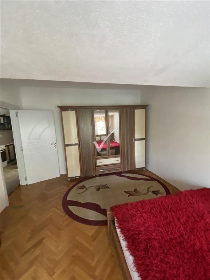 Leshohet Banesa Me Qira 7