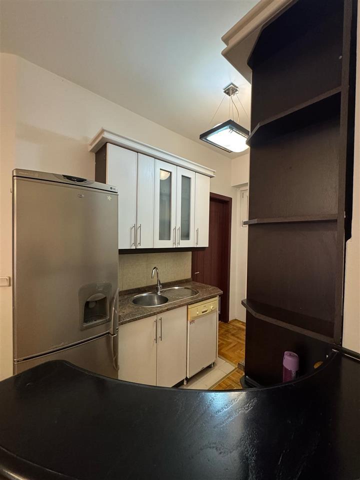 Leshohet me qera banesa me siperfaqe banimi85m2 me lokacion (1)