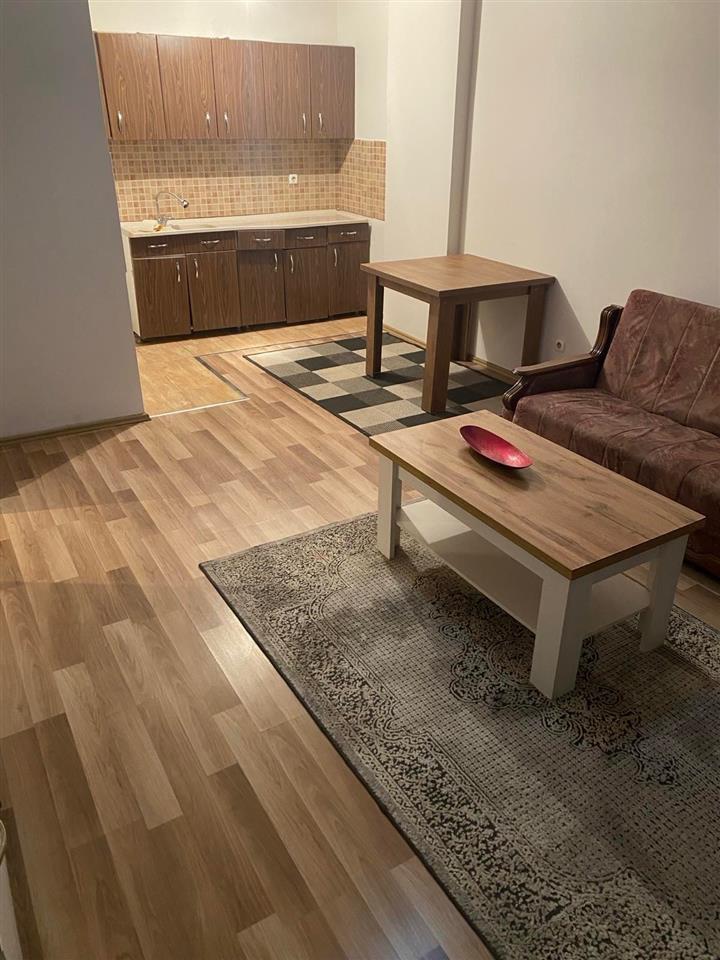 Leshoj Banese Me Qera (3)