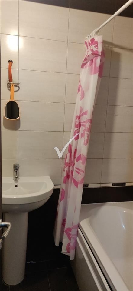 Leshoj Banese Me Qira Ne Bregun E Diellit Te Banesat E Ontex 3