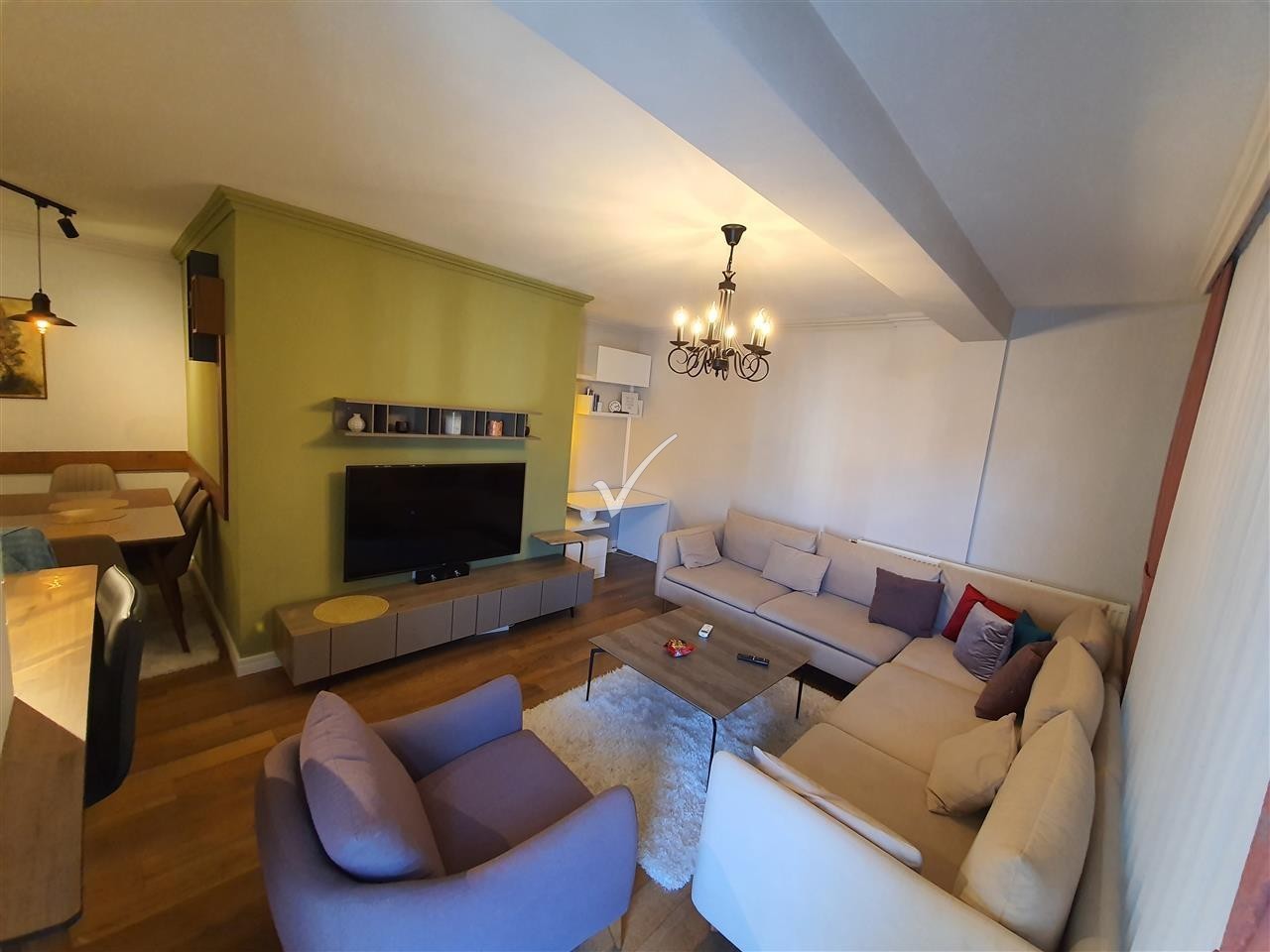 Leshoje Me Qera Banesen E Mobiliuar 6