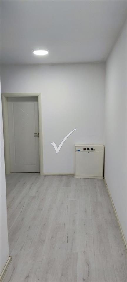 Lshohet Banesa Me Qera Fush Kosov Afer Shkolles M Grameno 7