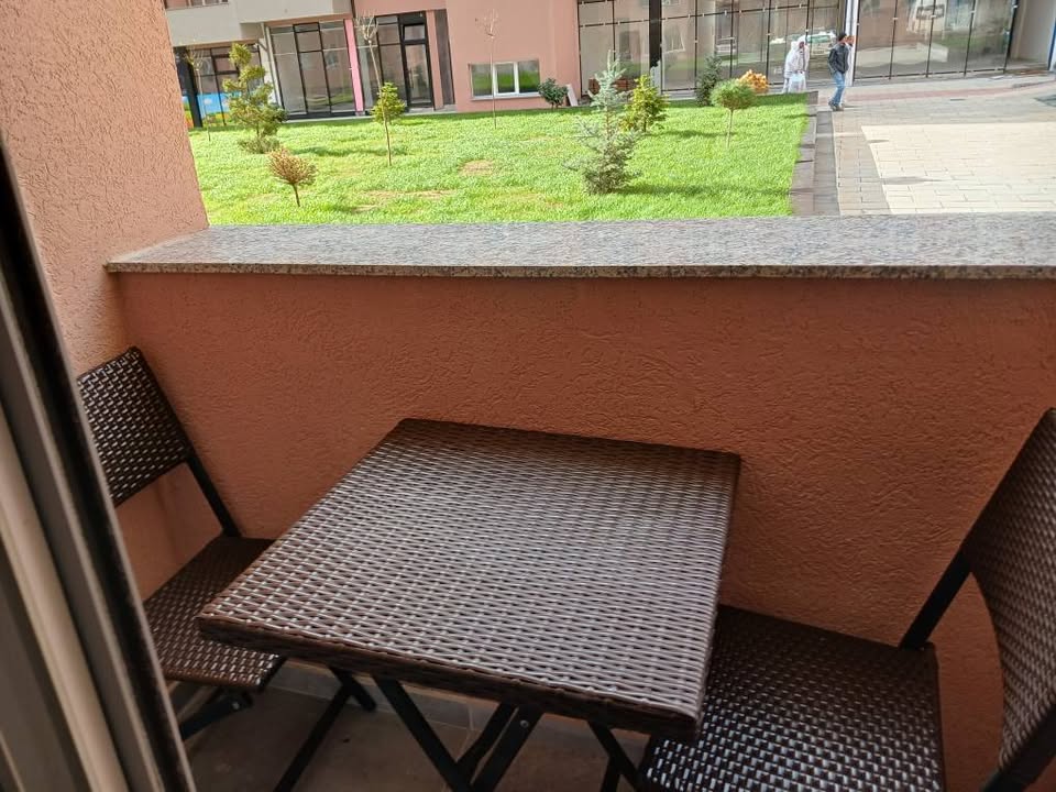 483618935 9393033870788146 7578589265787563890 N