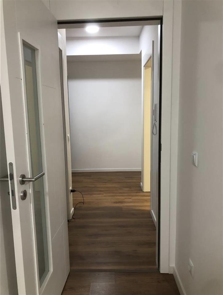 Banes pa mobile me qera (3)