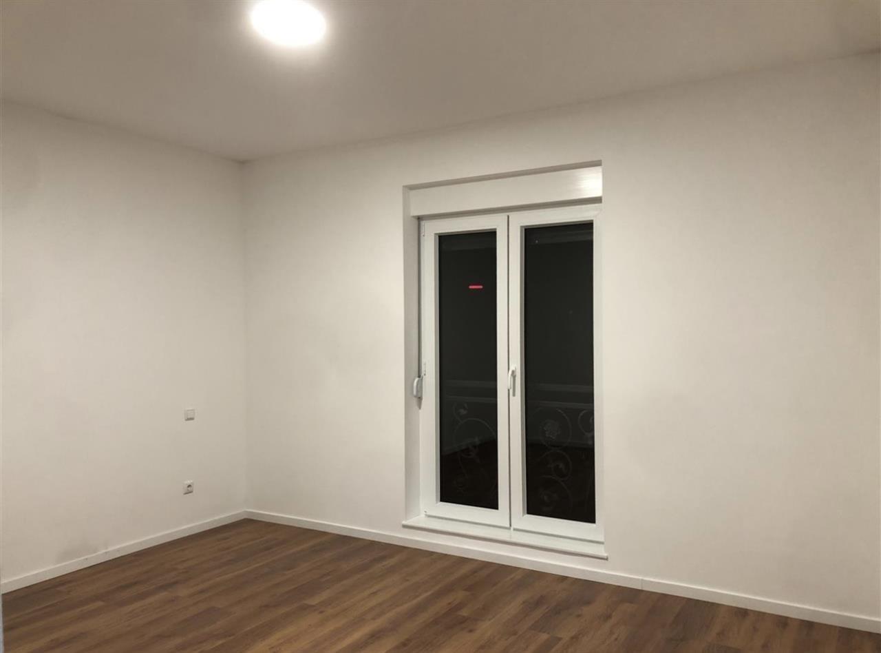 Banes pa mobile me qera (4)