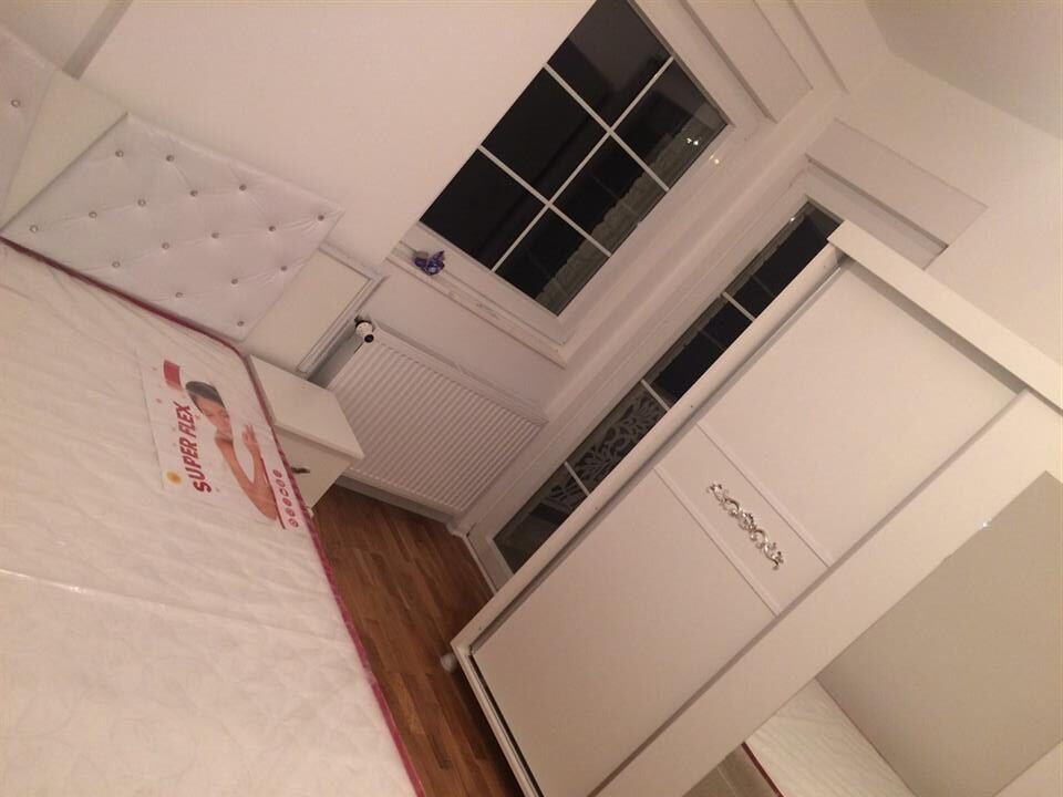 Banese Me Qera Ne Rrugen E Spitalit (3)