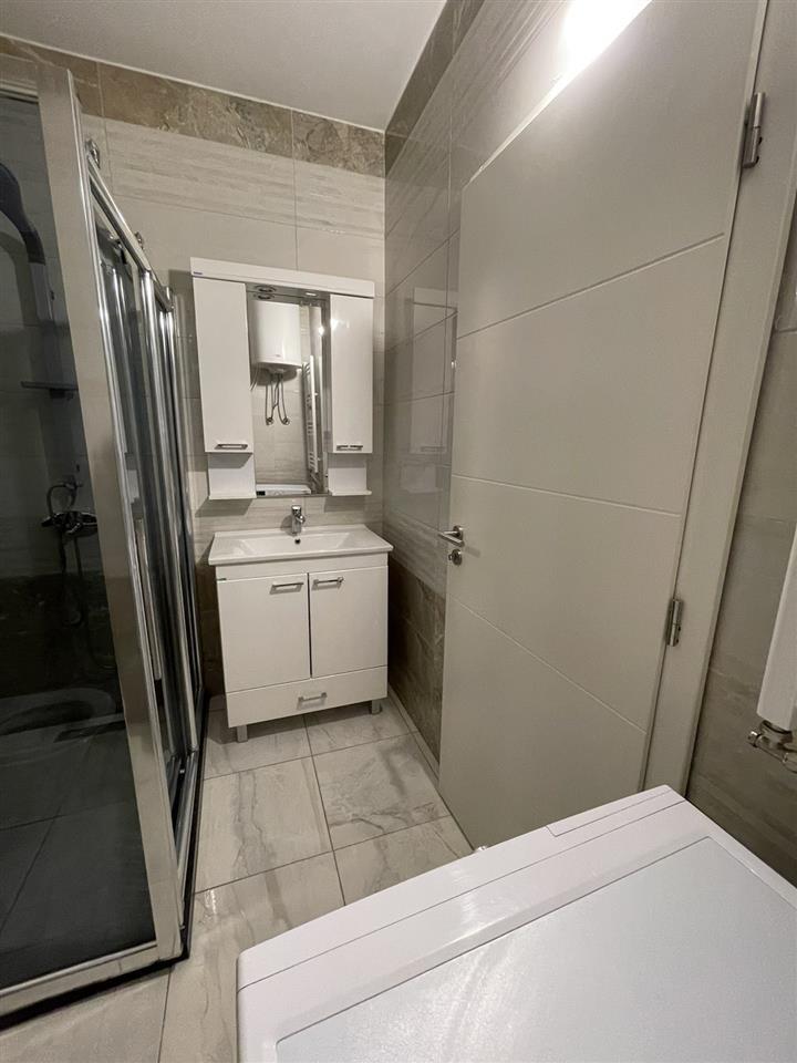 Banese Me Qera Ne Rrugen E Spitalit (4)