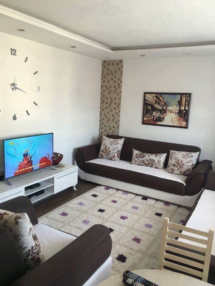 Banese me qera ne rrugen sali nivica (2)