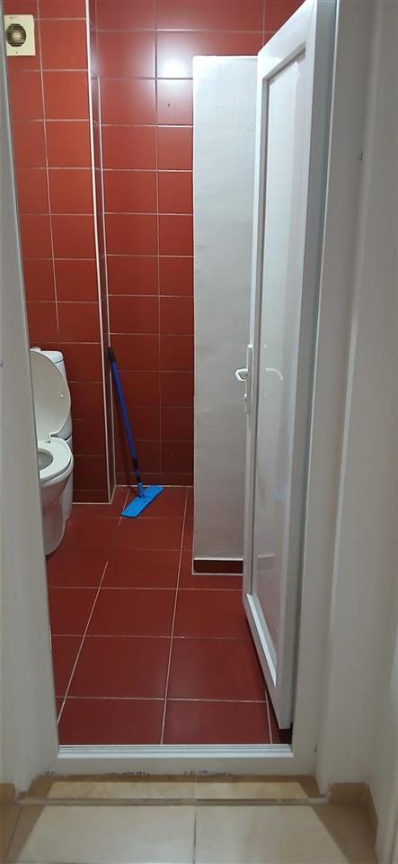 Banese me qira ne tophane rruga e vushtrrise (1)