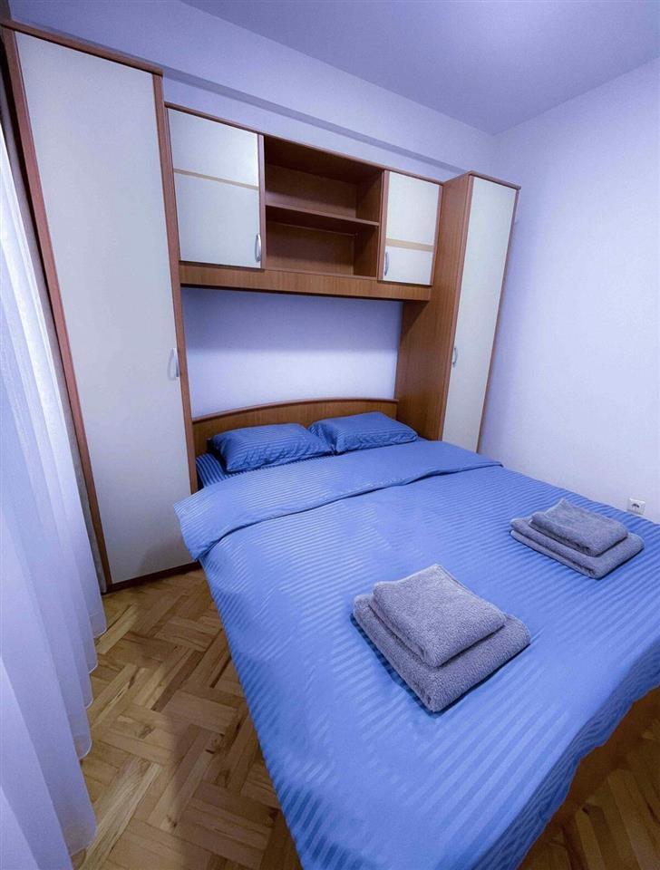 Ipet Me Qira Banesa Ne Prishtine Perballe Kolegjit Fama (7)