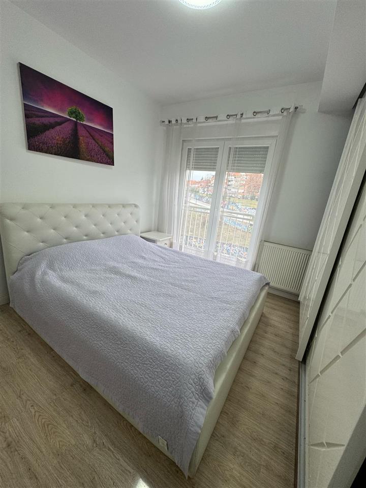 Leshohet Banesa Me Qira Ne Rrugen B (2)