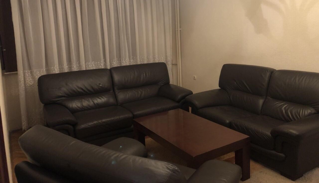 Leshoj Banesen Me Qera Agim Ramadani Aktash 7