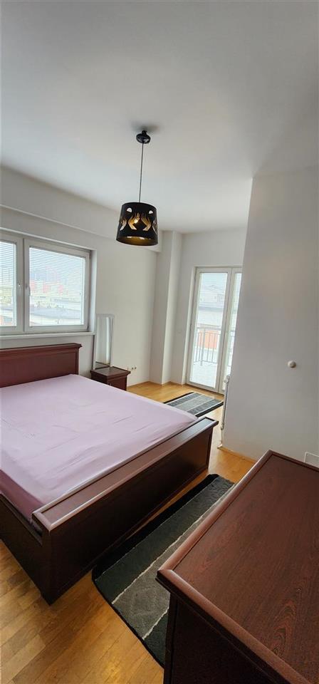 Banes me qera ne rrugen b (4)