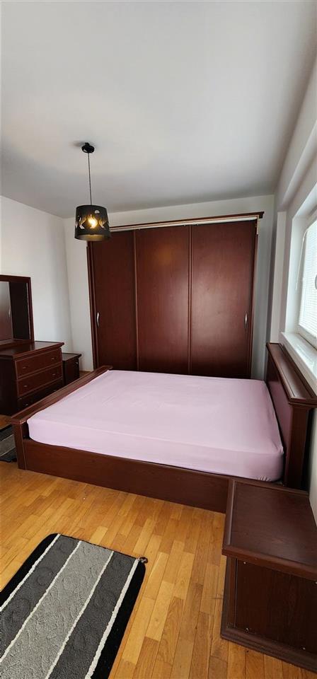 Banes me qera ne rrugen b (5)