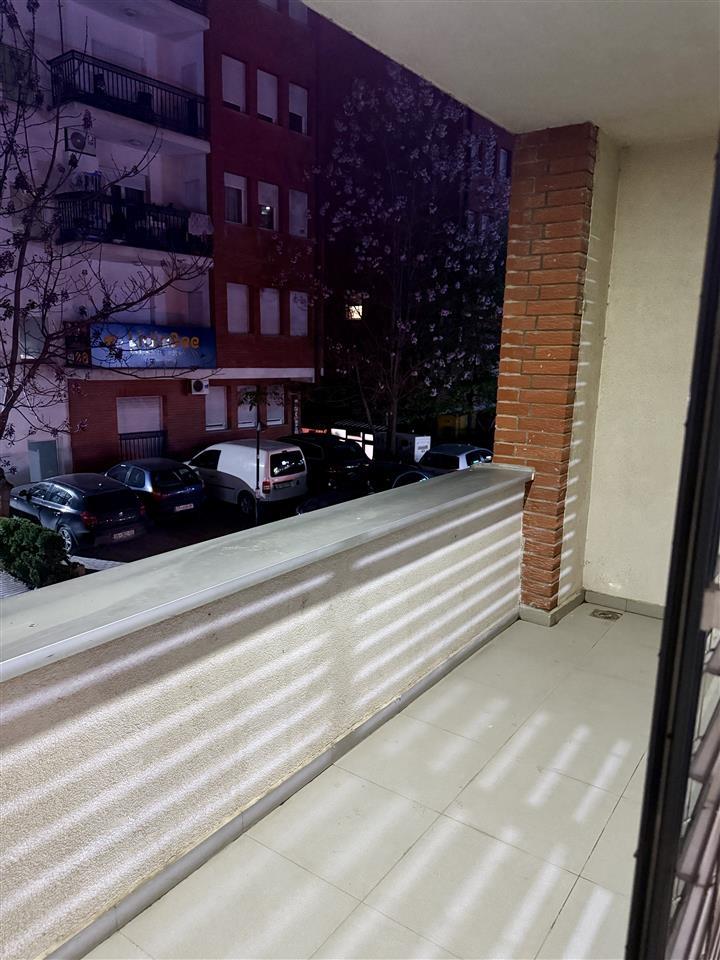 Banese me qera 80 m2 rruga b kawa (2)