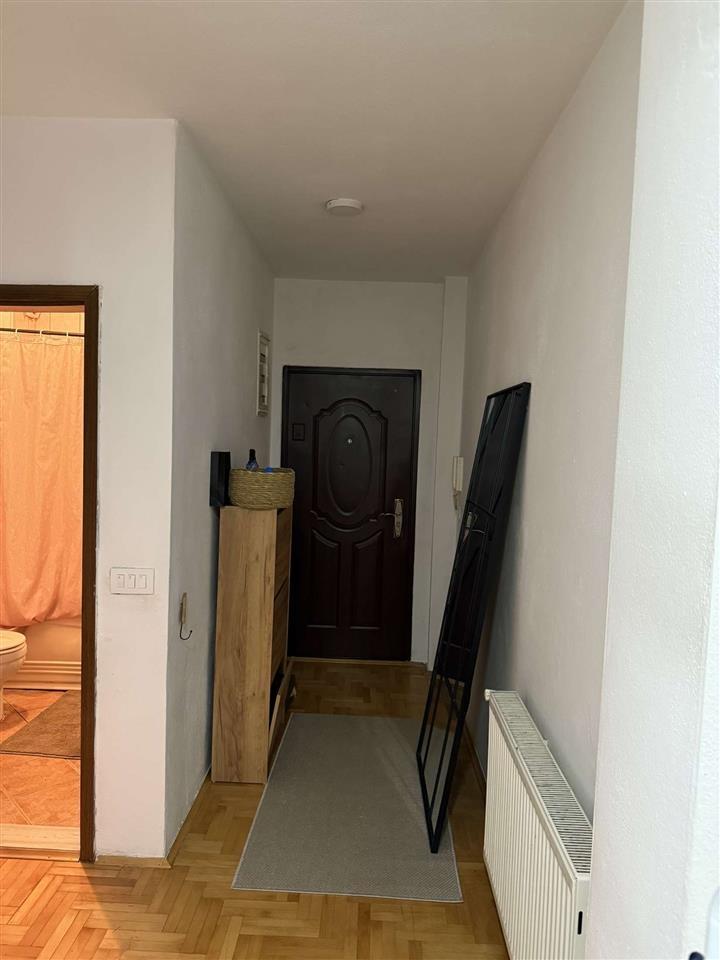 Banese me qera ne fushe kosove (3)