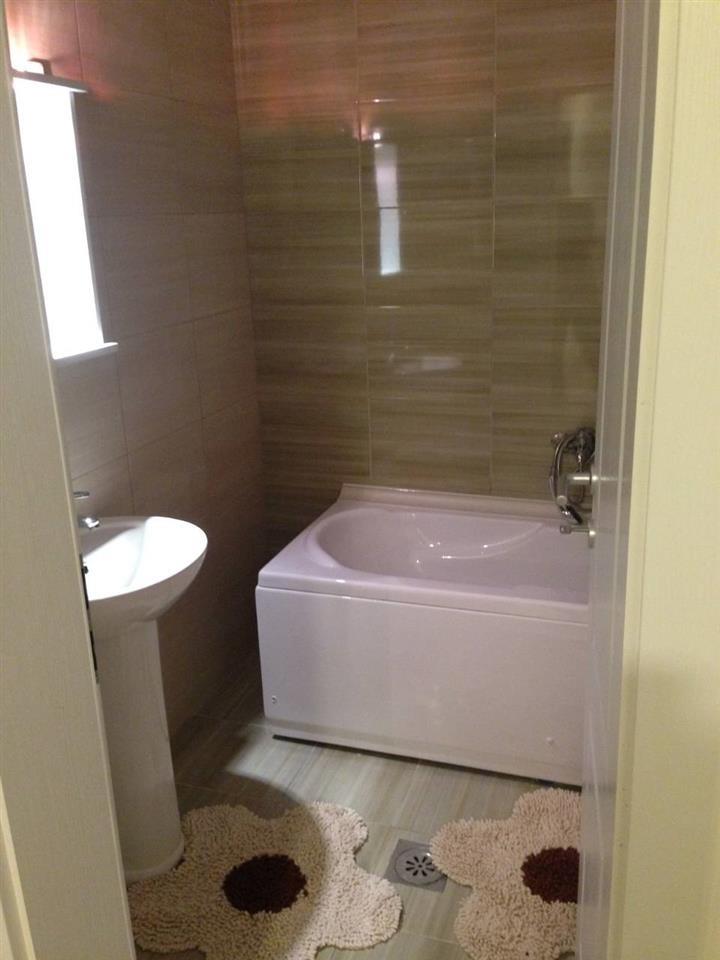 Banese me qira per afat te gjat ne lagjen e muhaxherve (6)