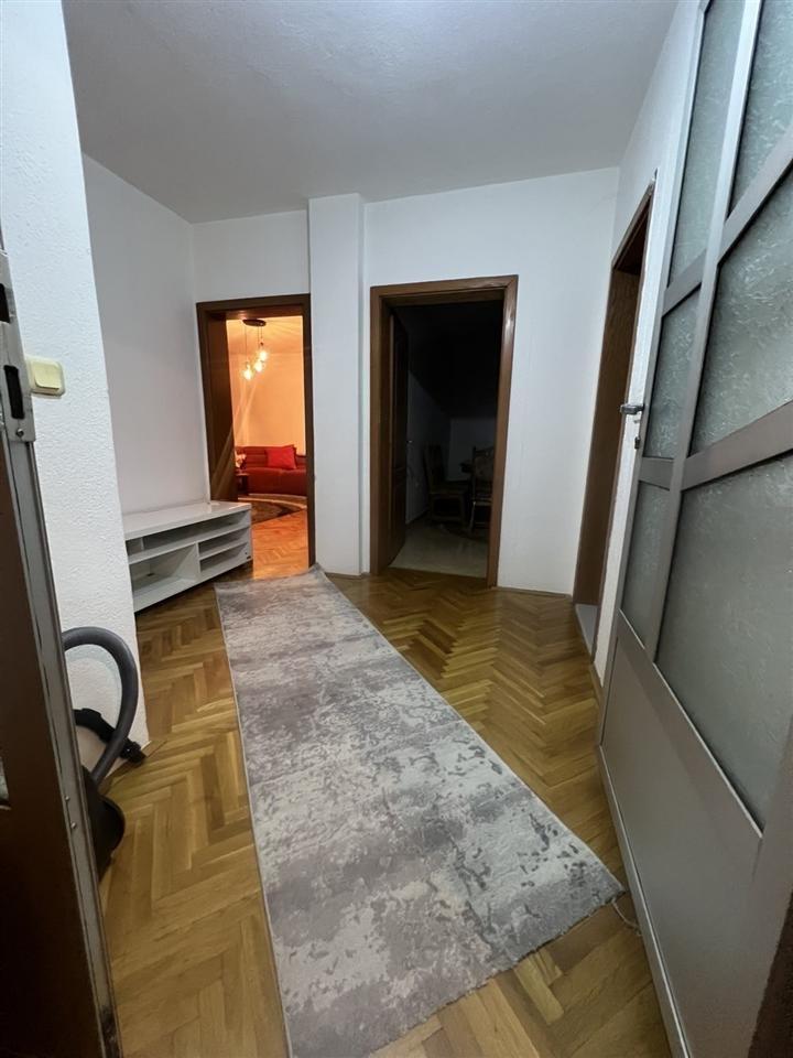 Ipet banesa me qera (7)