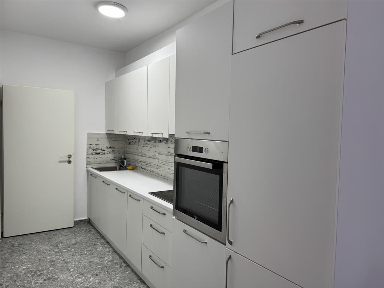 Ipet banesa me qera (8)