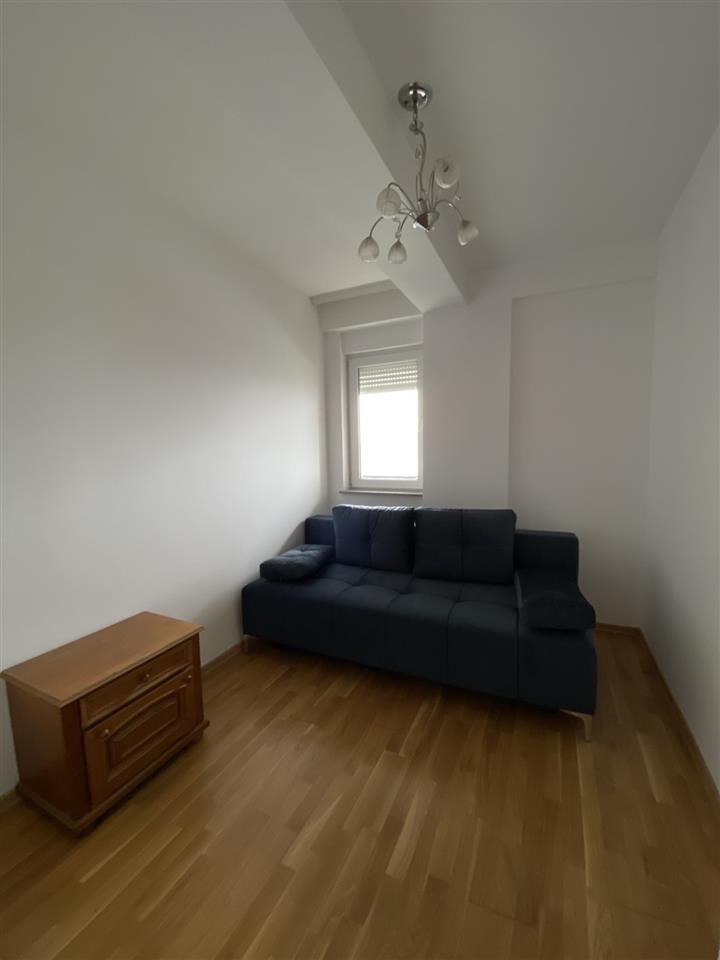 Jepet banes me qera kompleksi famis prishtine (6)