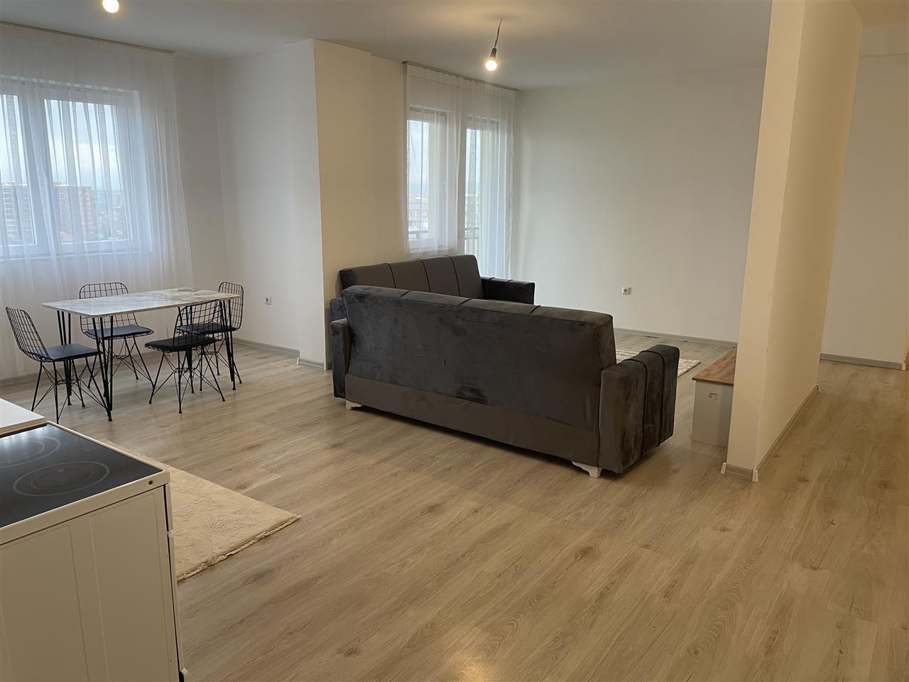 Leshohet me qera (2)