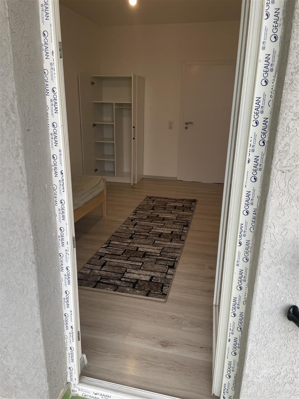 Leshohet me qera (8)