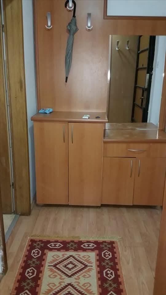 Leshohet me qira (3)