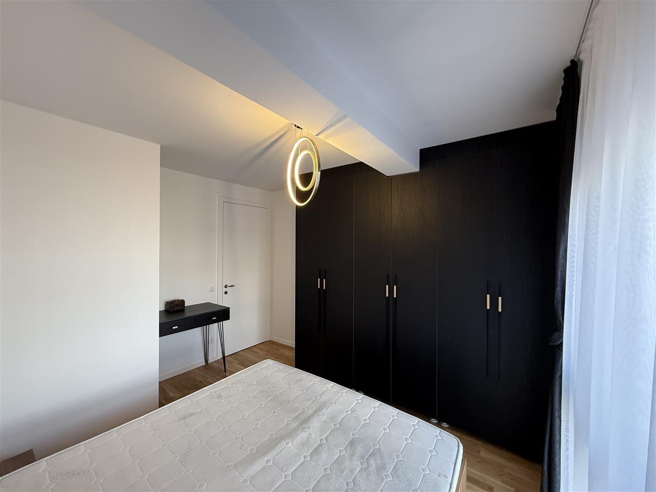 Leshohet me qira (5)