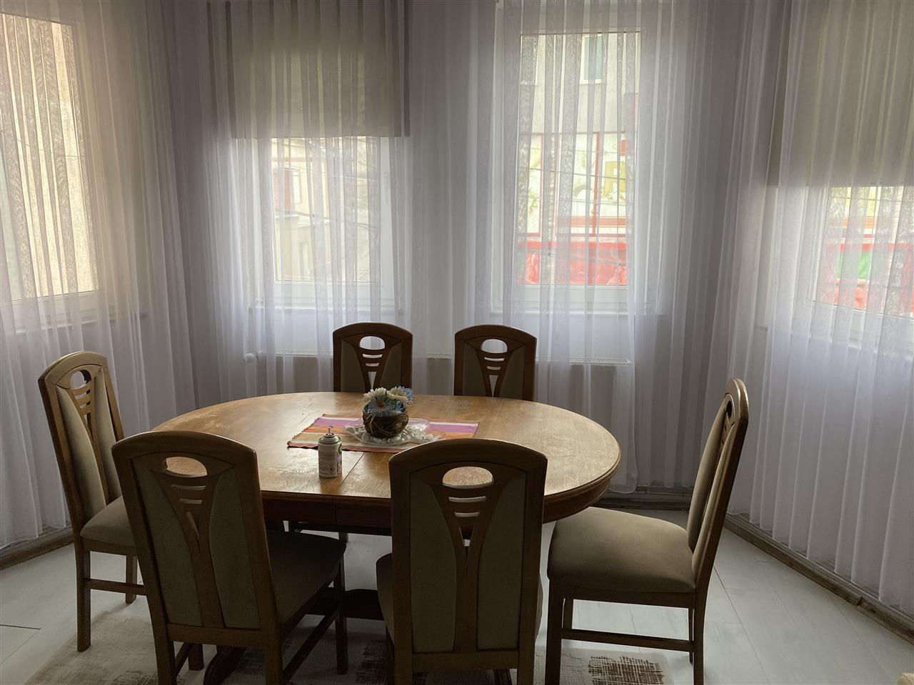 Leshoj banese me qira (5)