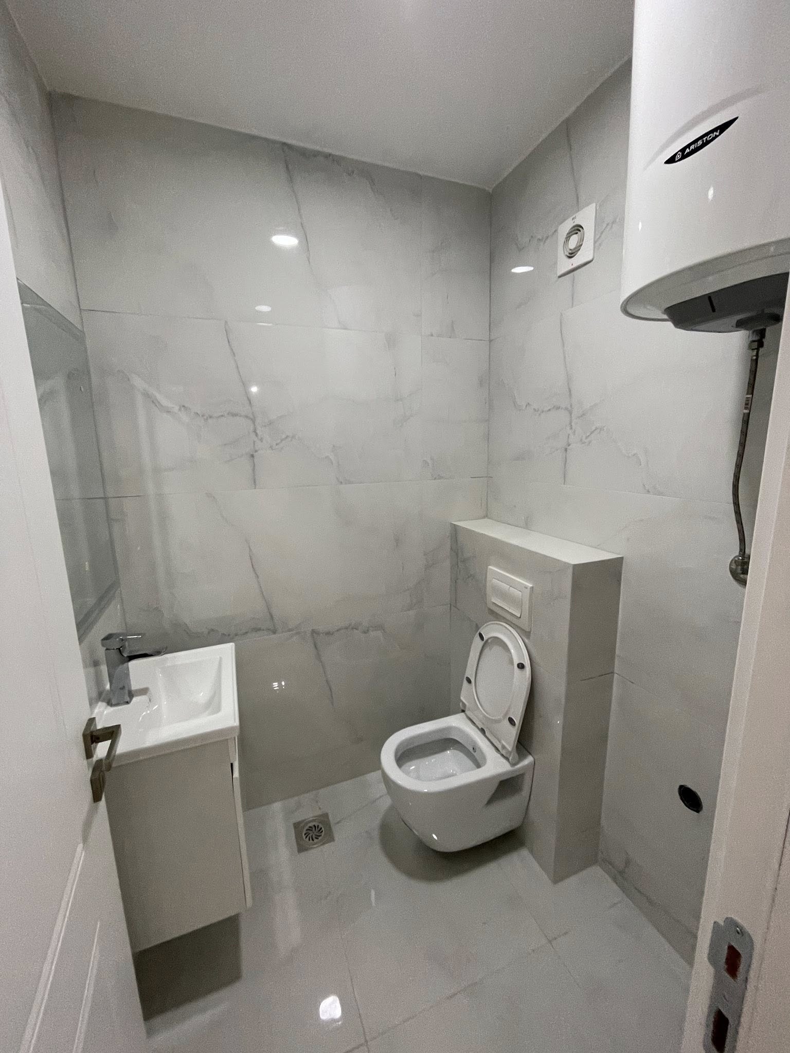 491355550 10236908744727193 763445078644833788 n