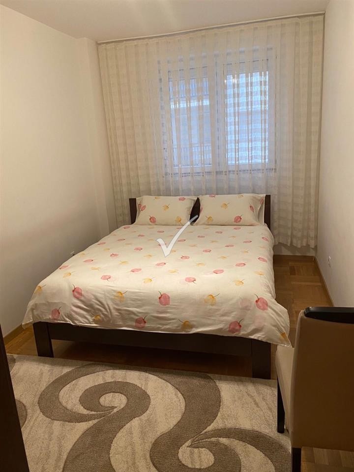 Banes luksoze me qera ne fushe kosove 5