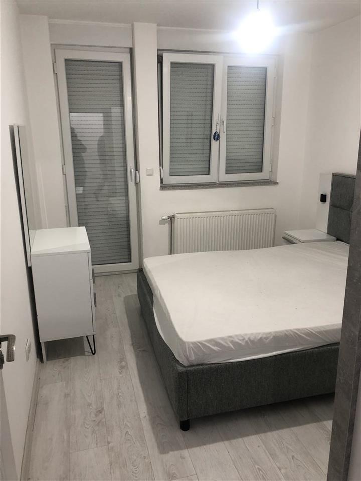 Banes me qera +garazhd 250 e (4)