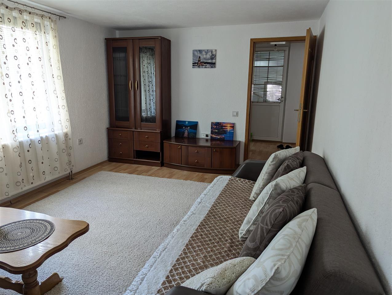 Banesa kat i shtepise ne lagjen mati 1 2 persona cift (4)